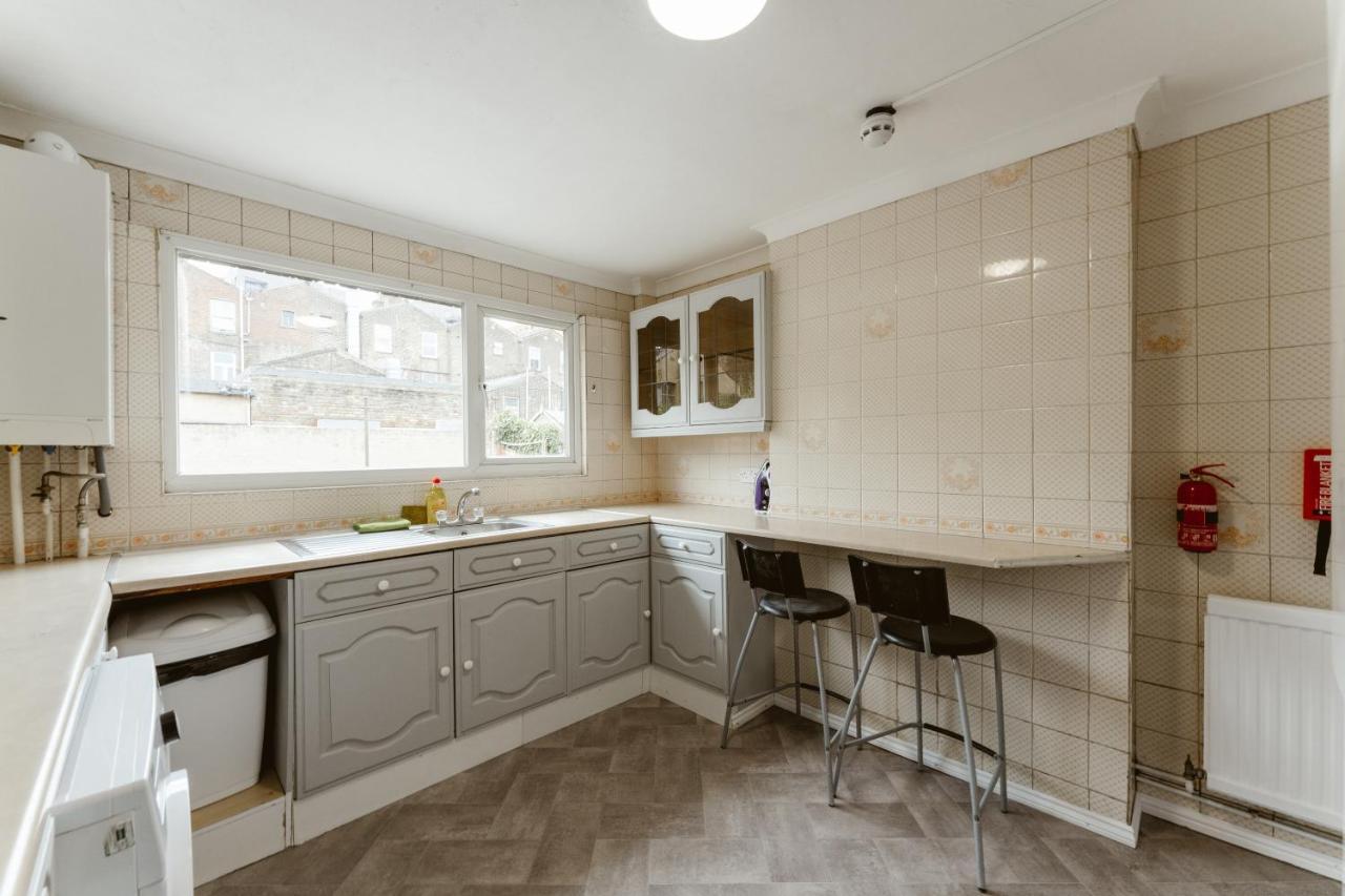Canningtown Double Rooms - 20 Лондон Екстер'єр фото
