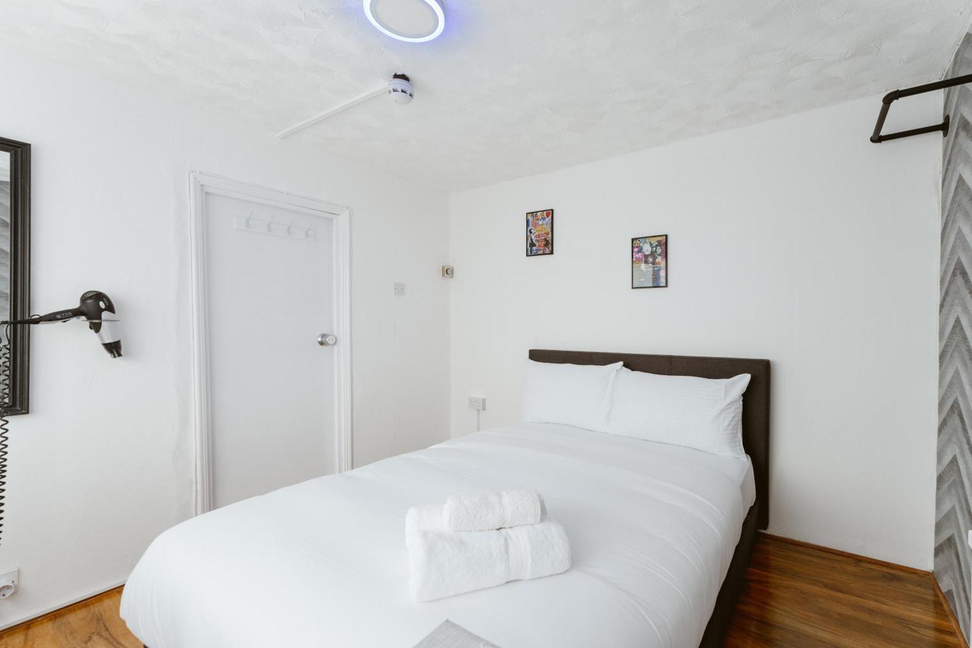 Canningtown Double Rooms - 20 Лондон Екстер'єр фото